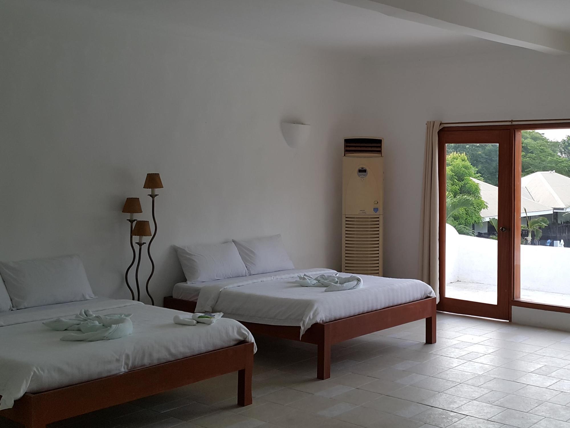 Blue Hotel And Resort Calamba  Εξωτερικό φωτογραφία
